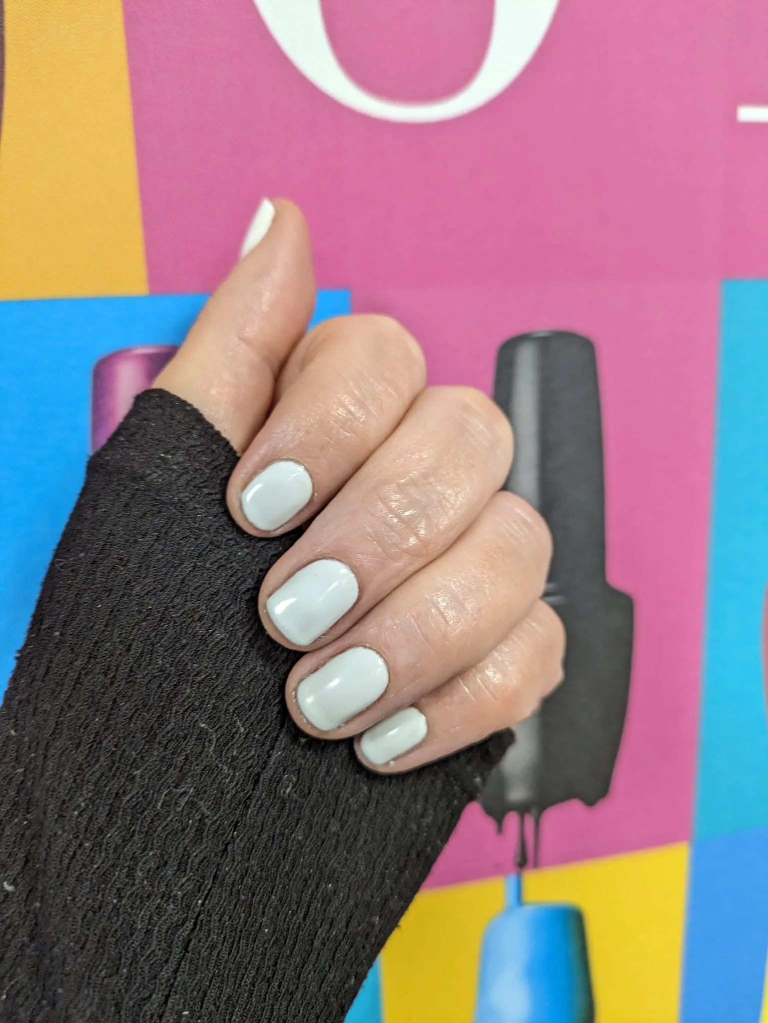 Beautiful BIAB overlay details at Leslie Quigley Beauty, D6W